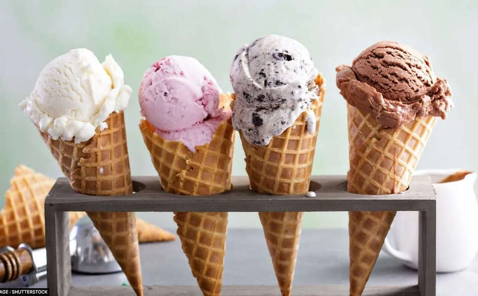 डिनर के बाद आइसक्रीम खाना पड़ सकता है सेहत पर भारी, ये होते हैं नुकसान