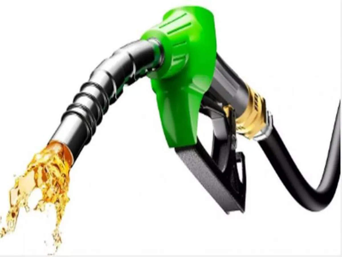 Petrol Diesel Prices: तेल कम्पनियों ने जारी की पेट्रोल-डीजल की नई कीमतें, फटाफट जाने अपने शहर में लेटेस्ट रेट