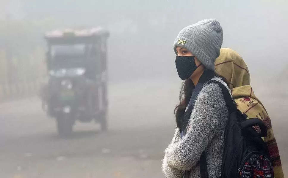 Aaj Ka Mosam: हरियाणा में भीषण शीतलहर और कड़ाके की ठंड, हिसार में माइनस में पारा